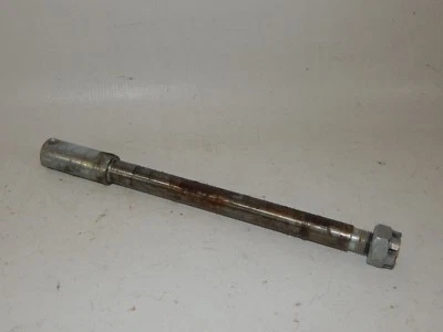 NOS OEM 1975-1983 Yamaha XS400 Motorcycle Front Wheel Axle Bolt  Foto 1 de 2
