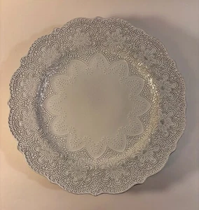 Arte Italica Merletto Set di 3 piatti antichi in pizzo goffrato Italia 10,75” - Foto 1 di 10