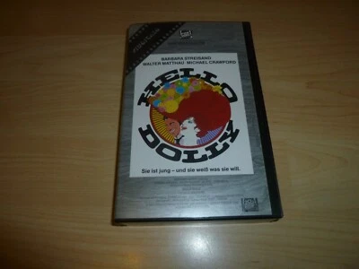 VHS Film - Hello Dolly - Barbara Streisand - Walter Matthau - Videokassette - Bild 1 von 2