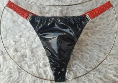 Stripper Lackstring schwarz/rot, seitlich z. Öffnen, Herrenstring Laexa - Bild 1 von 2