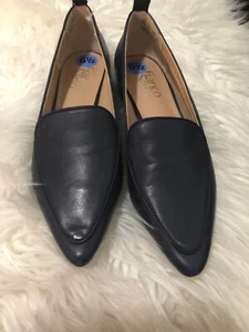 Franco Sarto Women's "Studio" Black Vegan Leather Pointed Toe flats 6.5 M - Picture 1 of 3