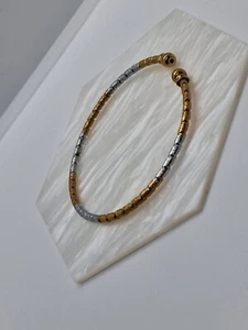 Zweifarbiges silberfarbenes goldfarbenes Damenarmband Einheitsgröße Neu! - Bild 1 von 5