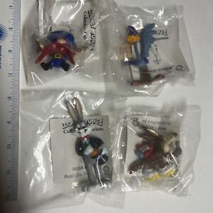 4 New Looney Tunes Shell Station Figures Complete 1990 Bugs Road Runner Wile