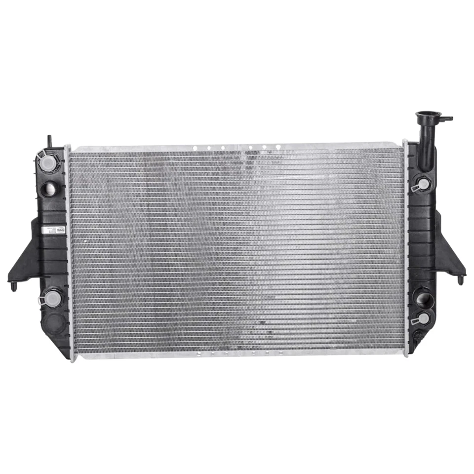 Conjunto de radiador TYC 2003 para Chevrolet GMC Astro Safari 96-05 Foto 1 de 4