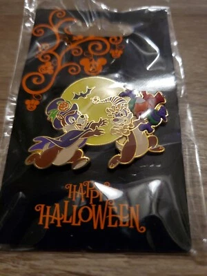 Pin Disney 2009 Feliz Halloween Booster Calabaza Capa Máscara Chip And Dale   Foto 1 de 3