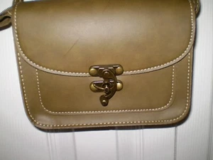 Olive Green Square Crossbody Shoulder Bag - Picture 1 of 4