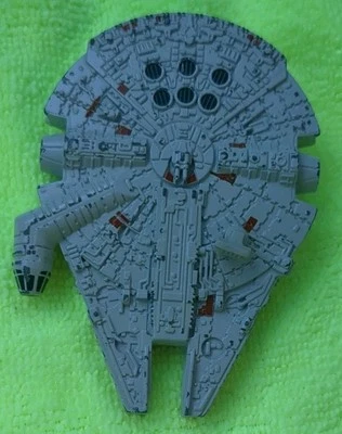 2016 Star Wars Mini Millennium Falcon LFL CKJ66 by Hot Wheels 3.5" - Изображение 1 из 2