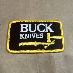 Parche bordado de martillos y yunque Buck Knives negro/dorado de colección nuevo en stock - Imagen 1 de 4