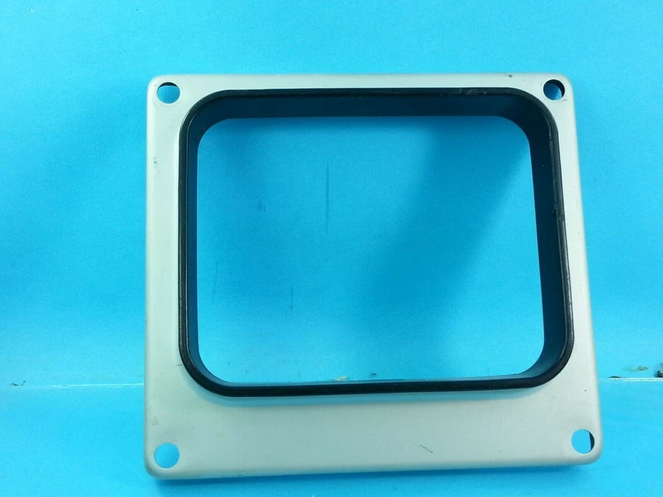 TEKTRONIX TEK 564 BISEL 200-0426-00 CUBIERTA DE REJILLA Foto 1 de 1