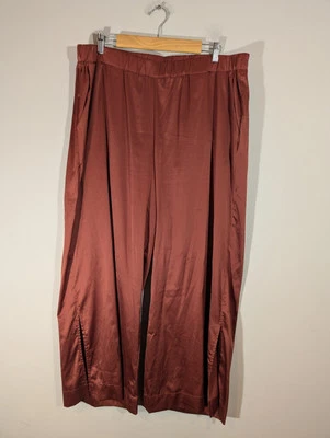 Prendas para dormir Express para mujer pantalones de satén de pierna ancha talla XL de lujo mafia esposa madura Foto 1 de 4