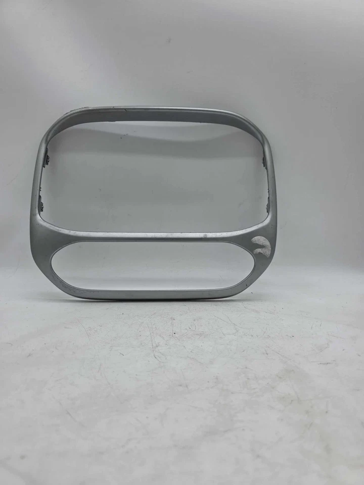 Chevrolet Colorado 2015-2022 tablero velocímetro izquierdo bisel cubierta OEM 23239841 Foto 1 de 3