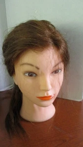 SEIDIGE LANGE BRAUNE HAARE Kosmetik Schaufensterpuppe Kopf - Bild 1 von 4