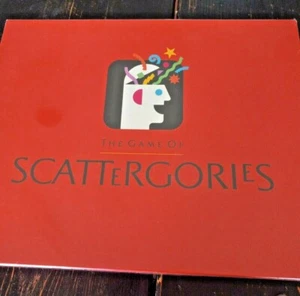 VNTG THE GAME OF SCATTeRGORIES 1988 A MILTON BRADLEY GAME - Picture 1 of 2