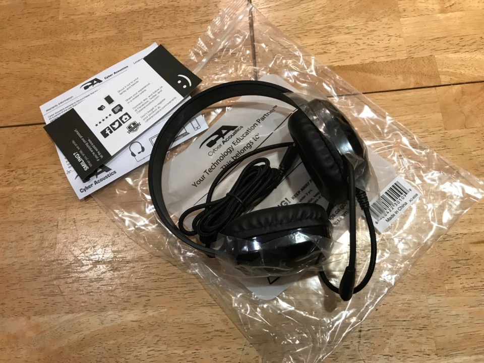 Bonitos Auriculares Cyber Acoustics Baratos, Auriculares AC-6008, Combo K12, ¡Nuevos! Foto 1 de 4