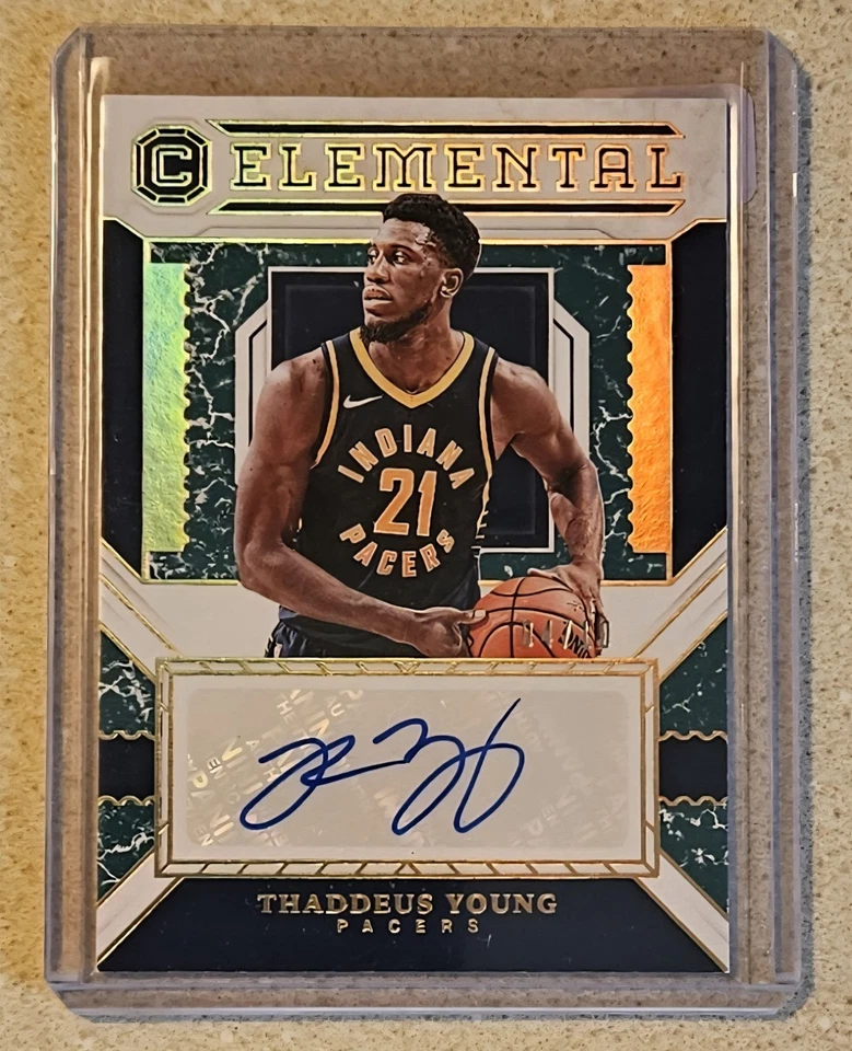 Autógrafo Thaddeus Young 2018-19 Panini Cornerstones SSP Gold #d/10 - Pacers 🔥 Foto 1 de 2