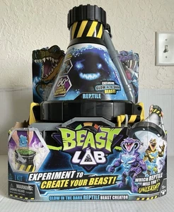 Beast Lab Brilla en la Oscuridad Reptile Beast Creator Experiment Toy Kit 2022 NUEVO - Imagen 1 de 7
