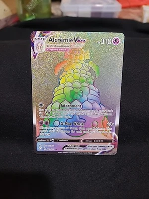 Alcremie VMAX 23/73 Champions Path Holo - Image 1 of 2