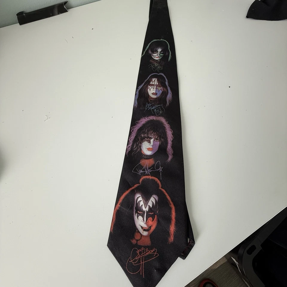 Corbata Rock Ralph Marlin Vintage 1997 Kiss Signatures Hecha en EE. UU. Foto 1 de 4