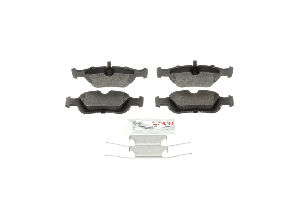 Pastillas de freno semimetálicas con herrajes delanteras para BMW 320i Bosch 2001-2005 Foto 1 de 4