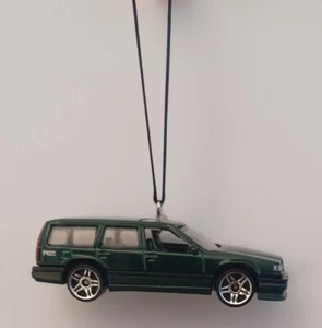 Volvo 850 Estate Custom Christmas Ornament 1/64 Green - Picture 1 of 2