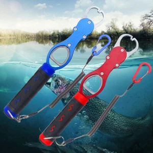 Fish Lip Gripper Split Ring Fishing Tool Fish Scales Professional Fish Holder - Picture 1 of 18