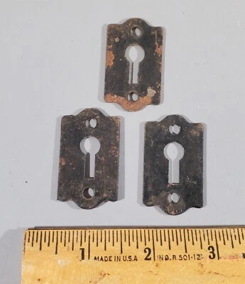 3 PLACAS DE ESCUDO RECTANGULARES ARQUEADAS DE HIERRO RESCATADAS DE COLECCIÓN #11 Foto 1 de 4