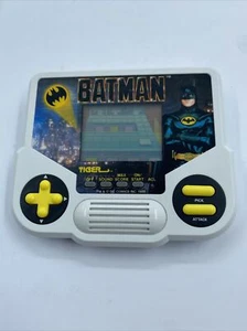 1988 Tiger Electronics DC Comics BATMAN Handheld Game - Picture 1 of 4