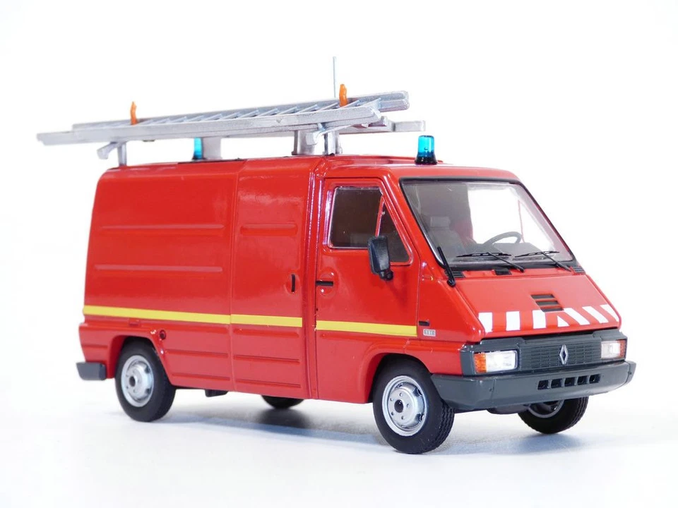 RENAULT - MASTER T30 VAN VTU VILLIERS POMPIERI 1/43 di Odéon Odeon 101