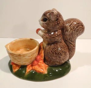 Avon Squirrel and Acorn Tealight Holder - Picture 1 of 7