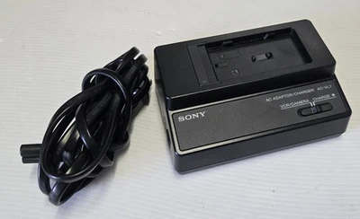 Adaptador de CA cargador de batería Sony AC-VL1 Foto 1 de 2
