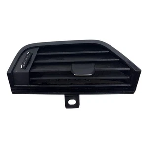 Audi Q3 MK2 (2020-2024) Passenger Front Air Vent 83C820016PS - Picture 1 of 9