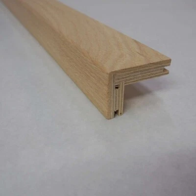 Angolare in rovere grezzo per scale con parquet (toro alla romana) - Immagine 1 di 4