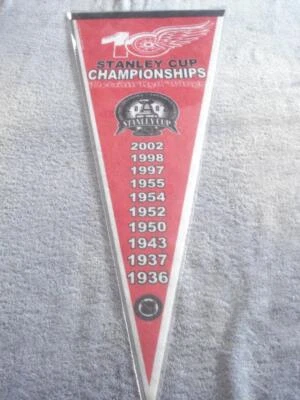 VINTAGE DETROIT RED WINGS PENNANT & 10 STANLEY CUP CHAMPIONSHIP PENNANT - Image 1 of 4