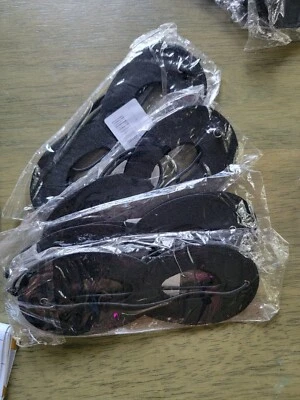 Gran LOTE 30 MÁSCARAS DE OJOS de fieltro negras Disfraz de superhéroe Vestir Niños Fiesta Artesanía Hágalo usted mismo Foto 1 de 4