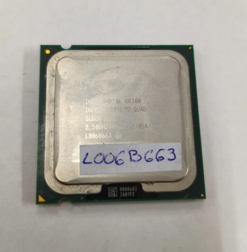 Procesador Intel Q8300 Core 2 Quad (SLGUR) 2.50GHz (59) - Imagen 1 de 1