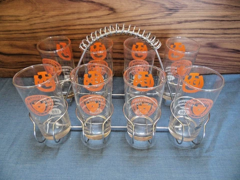 8 University of Texas Longhorns National Champions 1969 Glass UT & Metal Carrier Cover