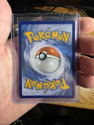 Pikachu (Full Art) RC29-32 Generations: Radiant Collection Holo - Image 1 of 2