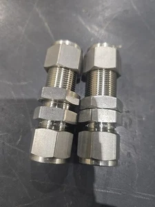 2- Swagelok Stainless Bulkhead Union Fitting, 1/2"OD TubeSS-810-61 - Picture 1 of 1