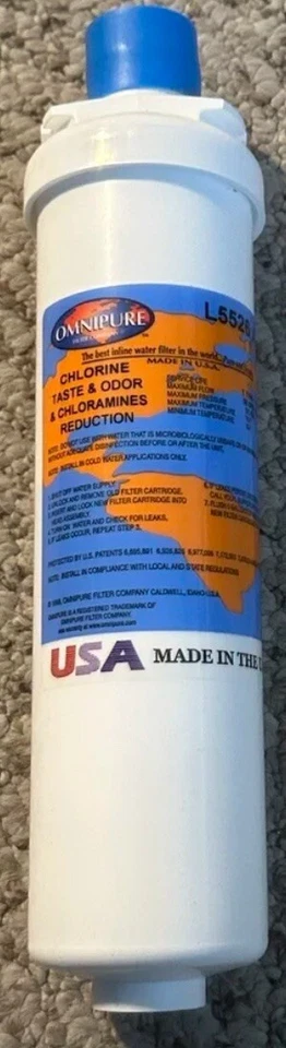 Omnipure L5526 2.5 X 10" Catalytic Carbon Block Water Filter (P/N 0006424) - Image 1 of 1