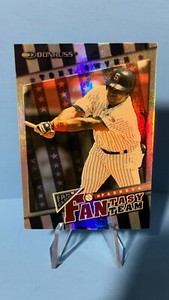 1998 Donruss Baseball Card Tony Gwynn #12 of 20 NRMT Range 2931/4000 CGD