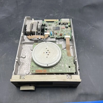 TEAC YG-H2 retro 00611 A For Parts Untested - Image 1 of 4