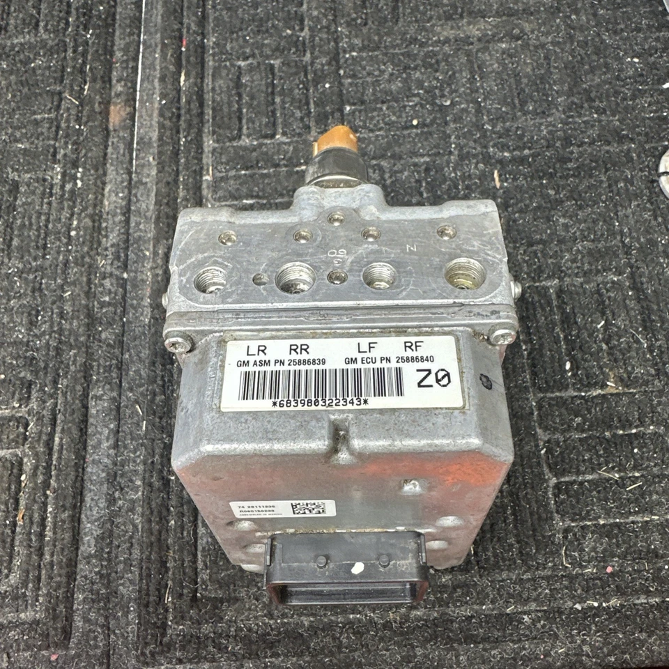 2005 - 2008 Chevrolet Corvette C6 Z06 Anti Lock Brake Pump ABS Module 25886839 - Image 1 of 4