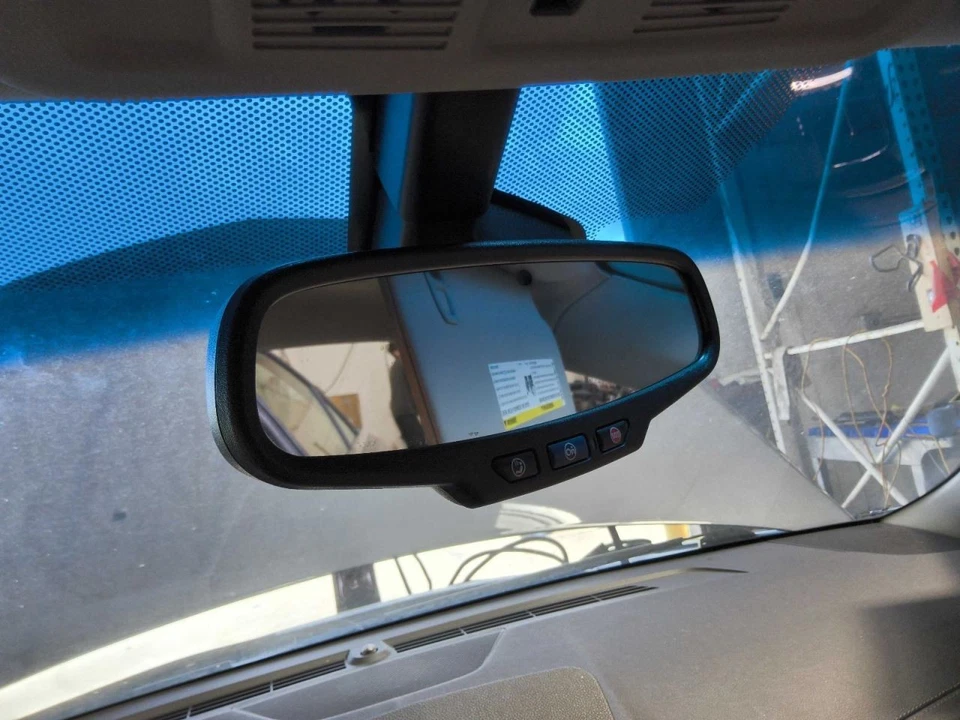 Espejo retrovisor con atenuación automática Opt DD8 se adapta a 13-20 ENCORE 615215 Foto 1 de 1