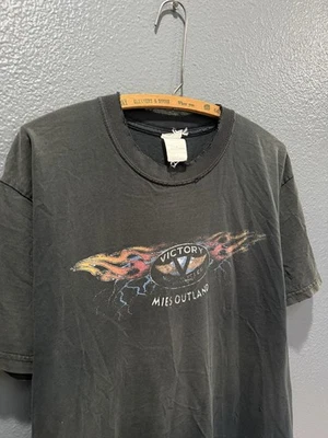 Camisa negra descolorida vintage Y2K Victory motocicleta llamas iluminación motociclista grande  Foto 1 de 4