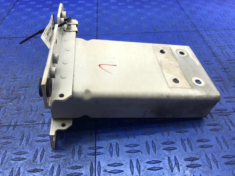 Extensión de carril marco delantero izquierdo Jaguar XK 2007-2015 blanco OEM 2014 2013 2012 Foto 1 de 4