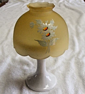 WESTMORELAND FAIRY LAMP YELLOW FROSTED GLASS HAND PAINTED DAISIES  MILK GLASS - Picture 1 of 4