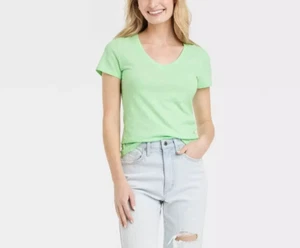 Universal Thread Womens Size M Short Sleeve V-Neck T-Shirt Light Green Tee - Picture 1 of 6