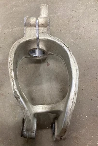 10 Saab 9-5 aero Driver Left front strut fork mount - Picture 1 of 5