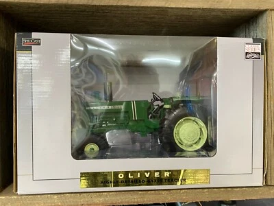 ¡¡NUEVO!! Tractor de juguete Oliver G-1355 SCT 741 1/16 Foto 1 de 4