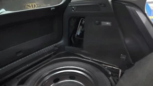 JACK / TOOL KIT FOR EMERGENCY SPARE FROM 2012 VOLKSWAGEN TIGUAN - Picture 1 of 12